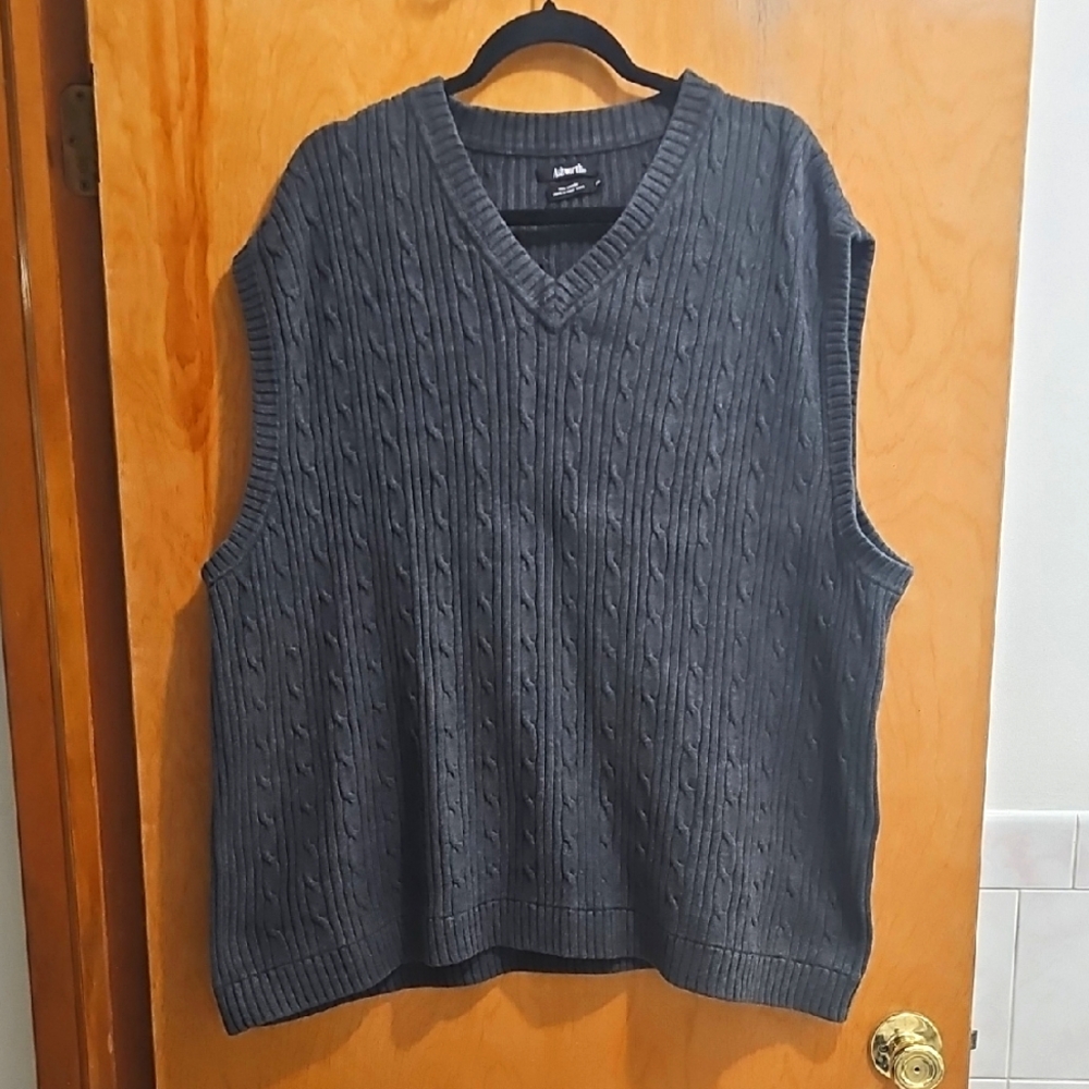 Sweater Vest